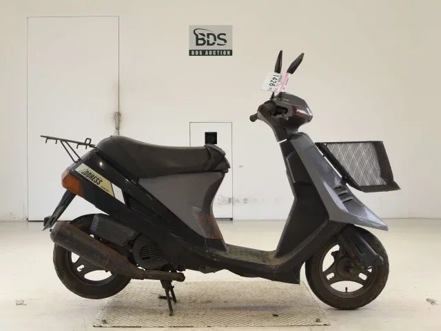 Suzuki ADDRESS V50