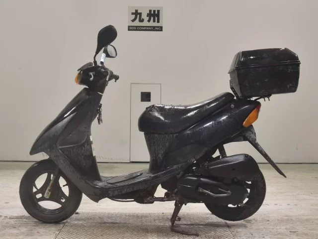 Suzuki LET S2