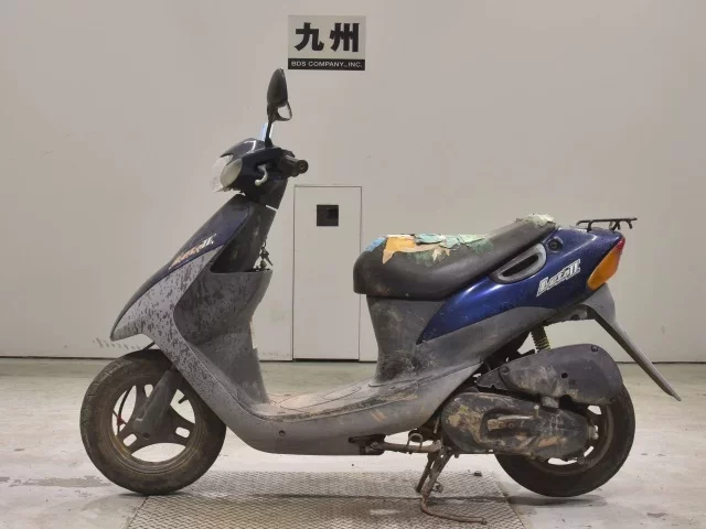 Suzuki LET S2