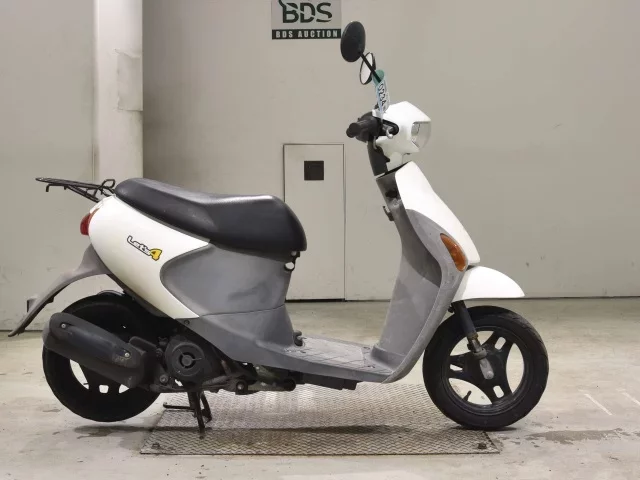 Suzuki LET S4