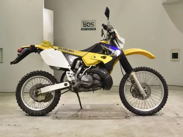 Suzuki RMX250S