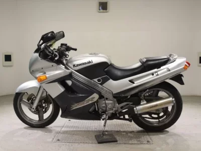 Kawasaki ZZR250