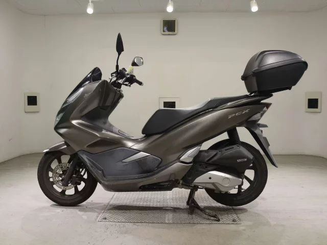 Honda PCX125-3