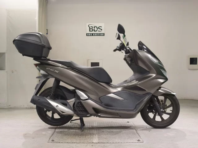 Honda PCX125-3