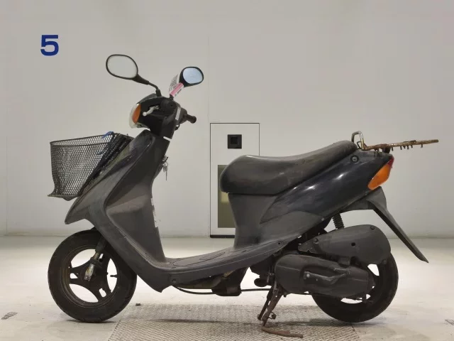 Suzuki LET S2