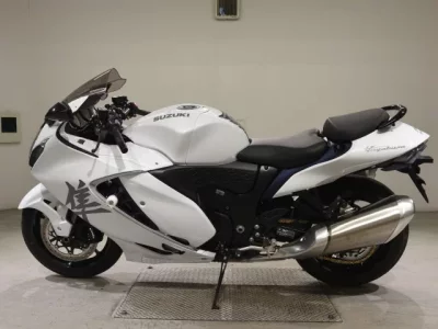 Suzuki HAYABUSA -3 лот № 5024 оценка 7  с аукциона в Японии 2