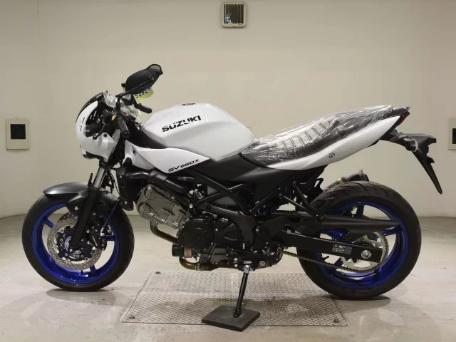 Suzuki SV650XA