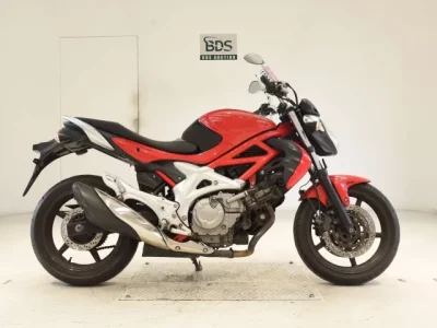 Suzuki GLADIUS400