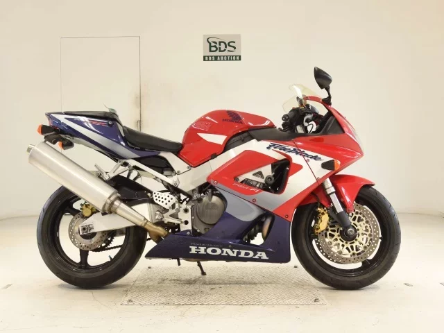 Honda CBR900RR