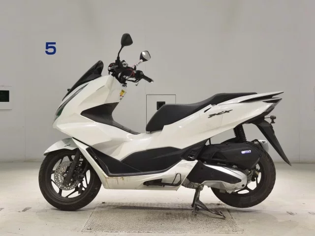 Honda PCX125-4