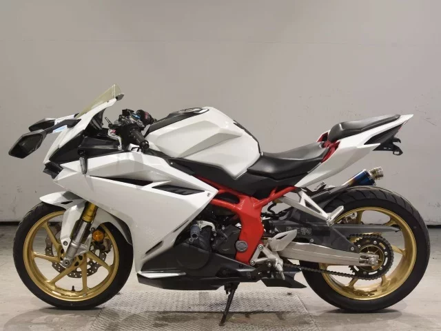 Honda CBR250RR-2A