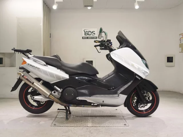 Yamaha T-MAX500 лот № 5241 оценка 4  с аукциона в Японии