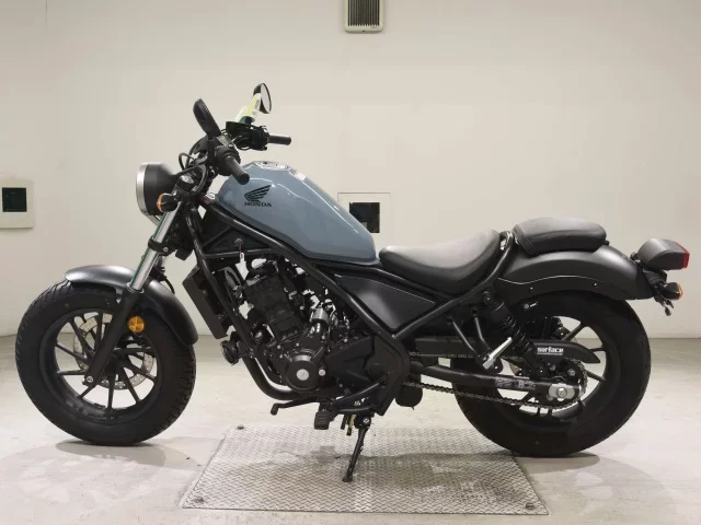 Honda REBEL
