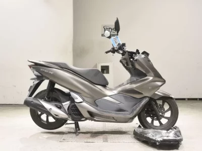 Honda PCX125-3