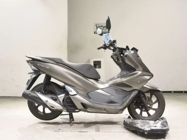 Honda PCX125-3