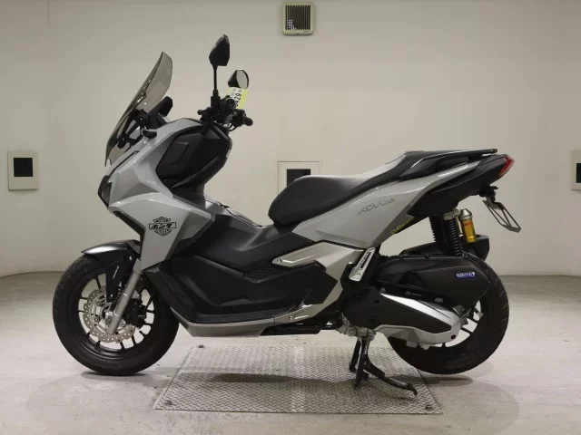 Honda ADV160