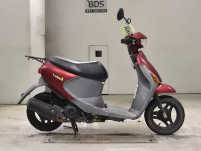 Suzuki LET S4