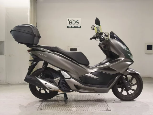 Honda PCX125-3
