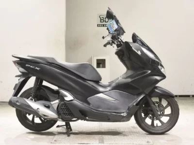 Honda PCX125-3