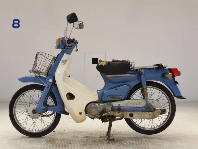 Honda C50
