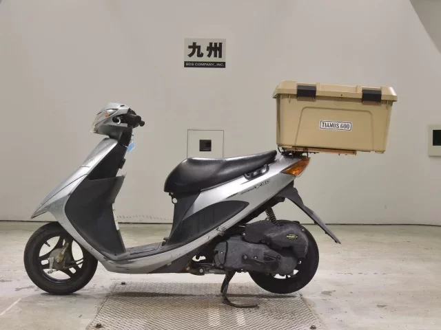 Suzuki ADDRESS V50