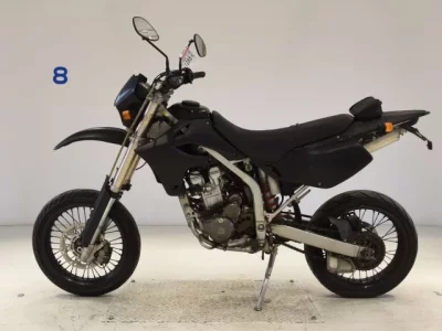 Kawasaki D-TRACKER