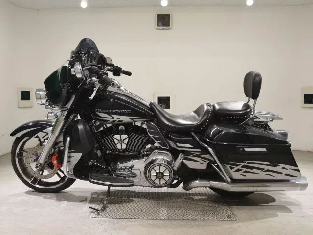 Harley-Davidson HARLEY FLHXS1690