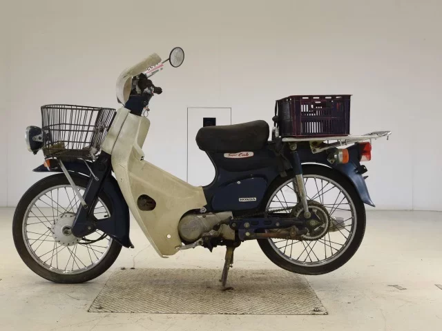 Honda C50