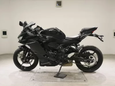 Kawasaki ZX-25R