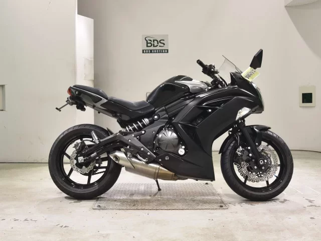Kawasaki NINJA400 лот № 2601 оценка 5  с аукциона в Японии