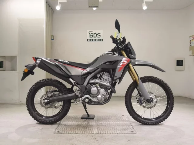 Honda CRF250L-2 лот № 5244 оценка 7  с аукциона в Японии