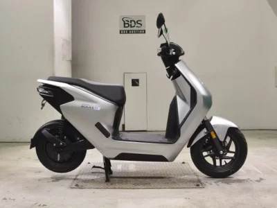 Honda EM1E: