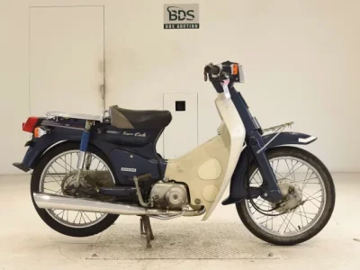 Honda C90