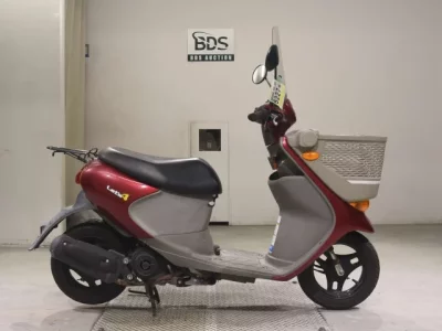 Suzuki LET S4