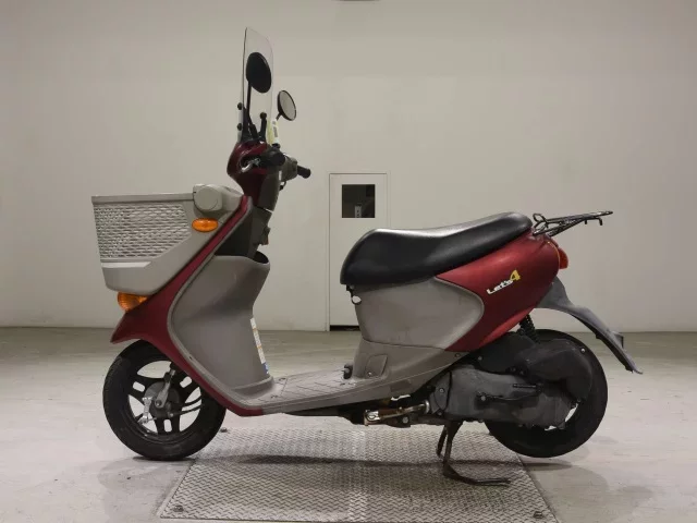 Suzuki LET S4