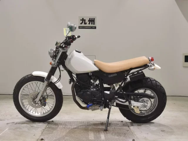 Yamaha TW225
