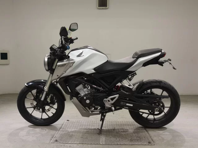 Honda CB125R