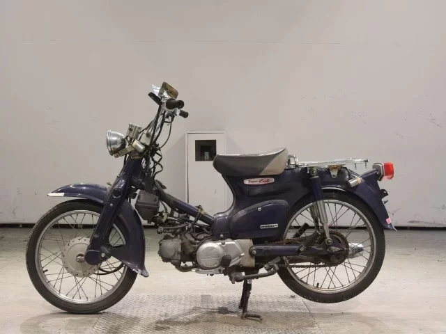 Honda C90
