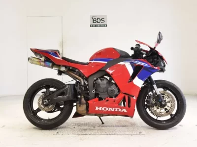 Honda CBR600RR-4 2021