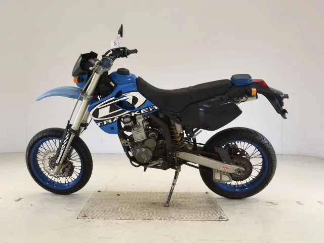 Kawasaki D-TRACKER