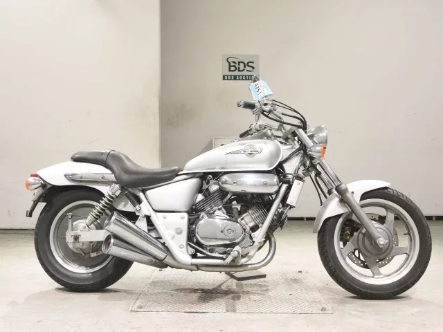 Honda MAGNA 250