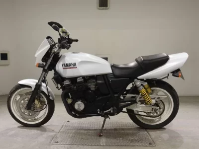 Yamaha XJR400R-2  с аукциона в Японии