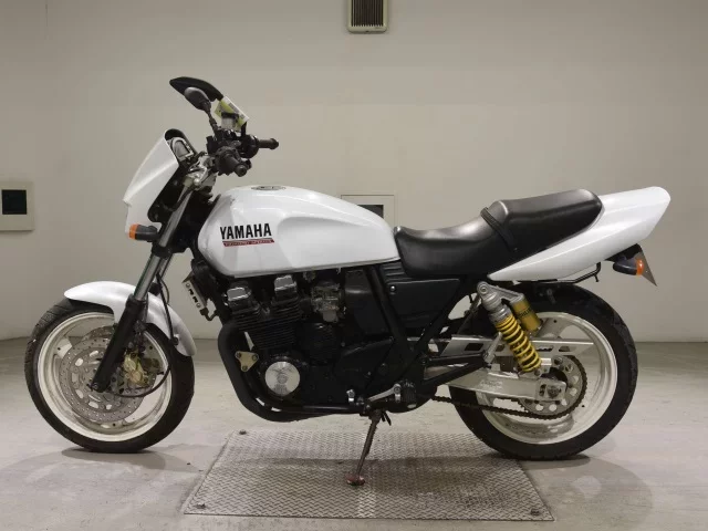 Yamaha XJR400R-2
