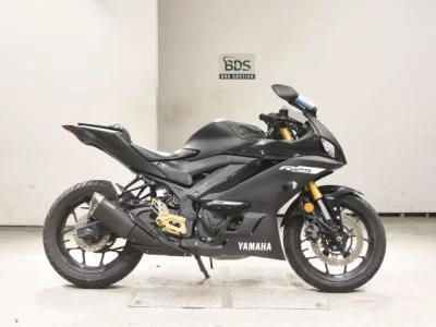 Yamaha YZF-R25A
