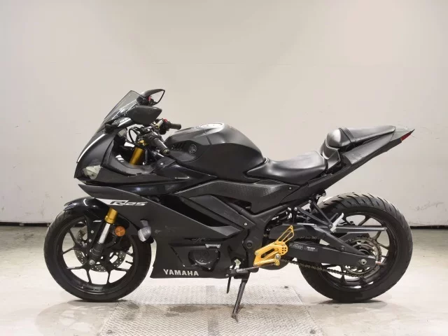 Yamaha YZF-R25A