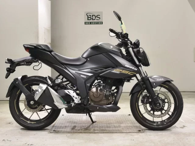 Suzuki JIKUSA-250 лот № 2590 оценка 5  с аукциона в Японии
