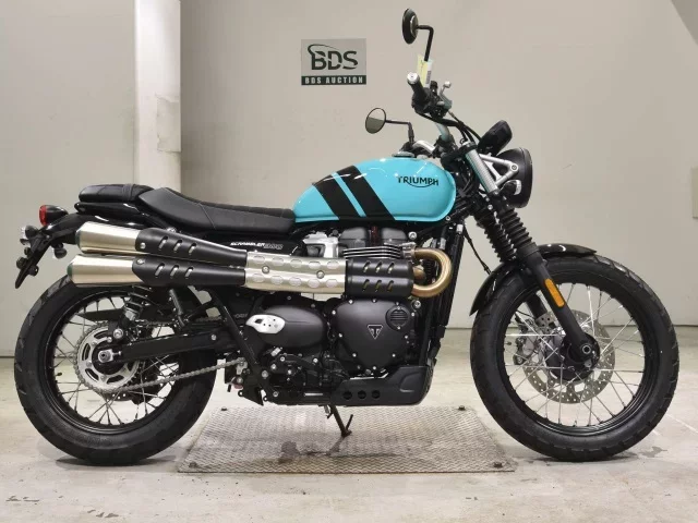 Triumph  SCRAMBLER лот № 2714 оценка 8  с аукциона в Японии