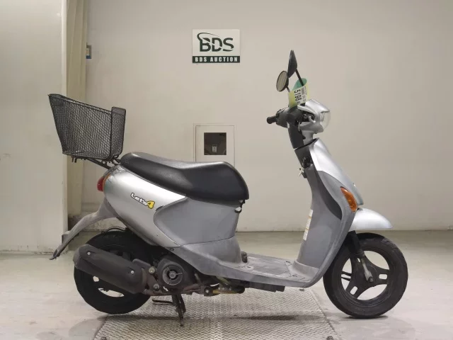 Suzuki LET S4