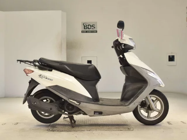 Suzuki ADDRESS V125
