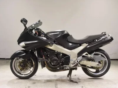 Kawasaki ZZR1100
